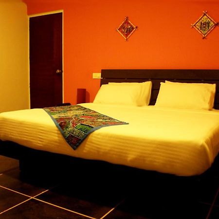 Rockville Hotell Sultan Bathery Eksteriør bilde